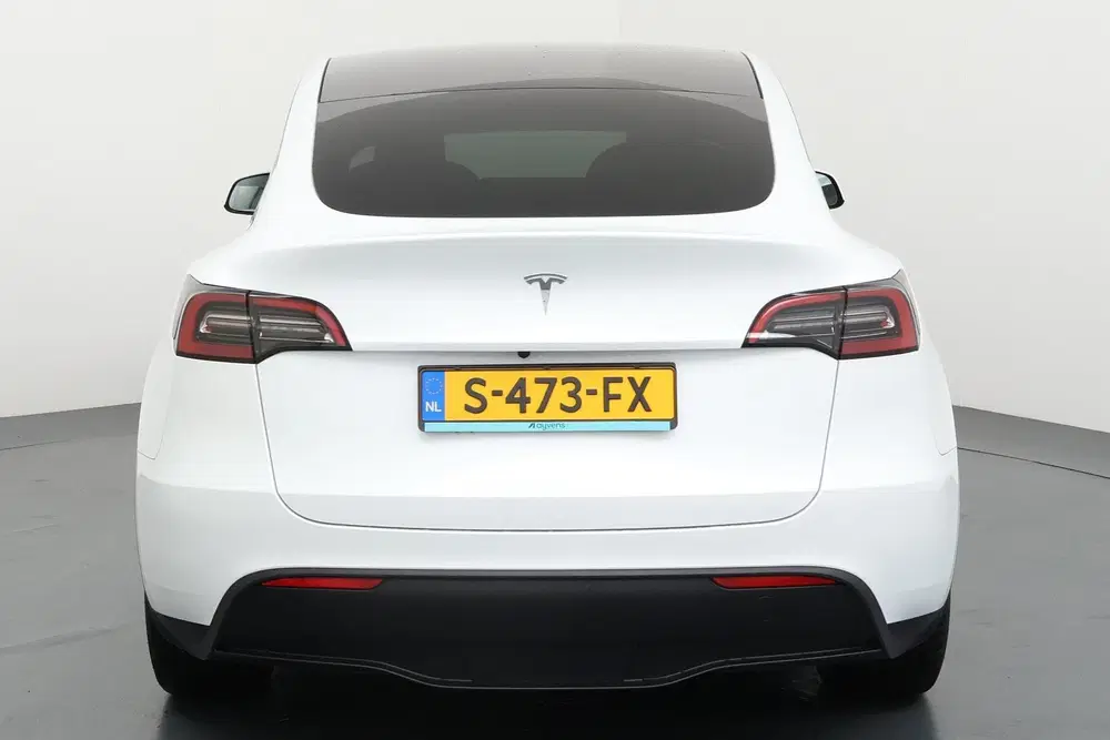 Tesla Model Y RWD 58 kWh uit 2022, foto 14