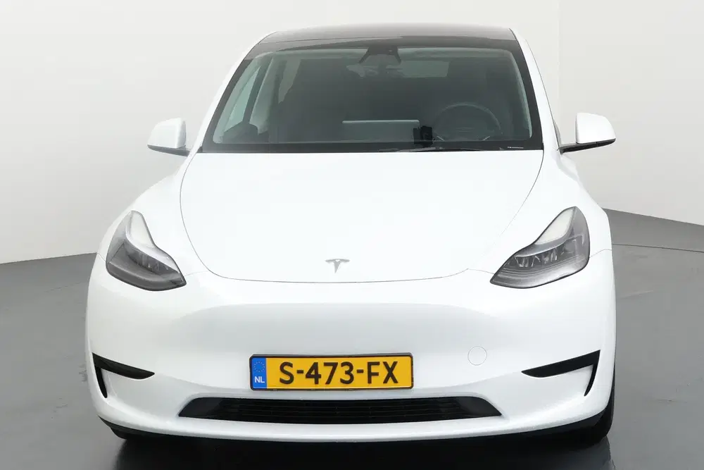 Tesla Model Y RWD 58 kWh uit 2022, foto 9