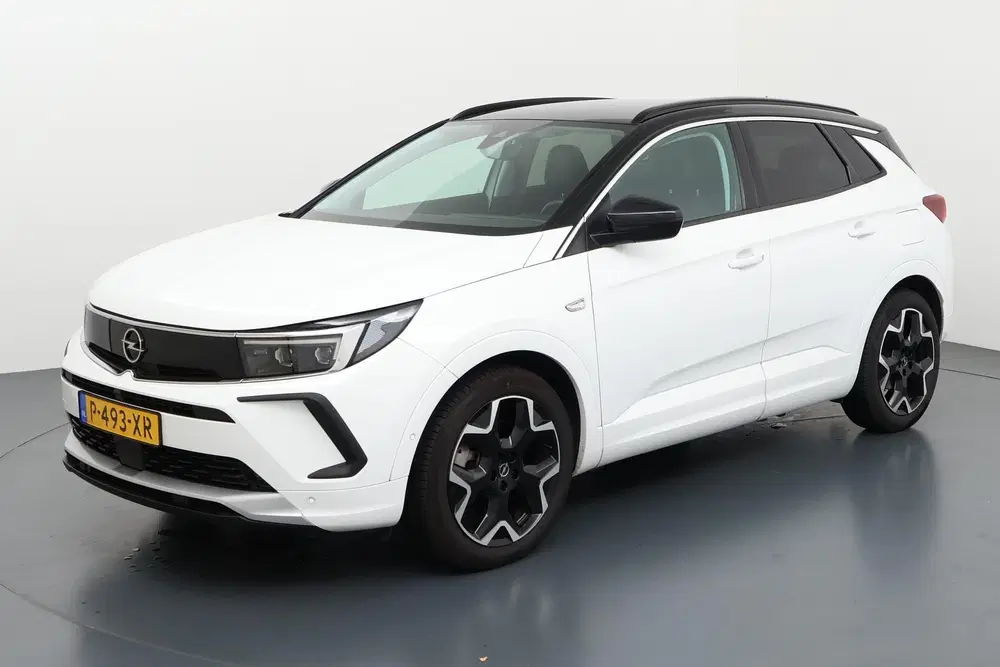 Opel Grandland 1.6 Turbo Plug-In Hybrid Business Elegance uit 2022, foto 4