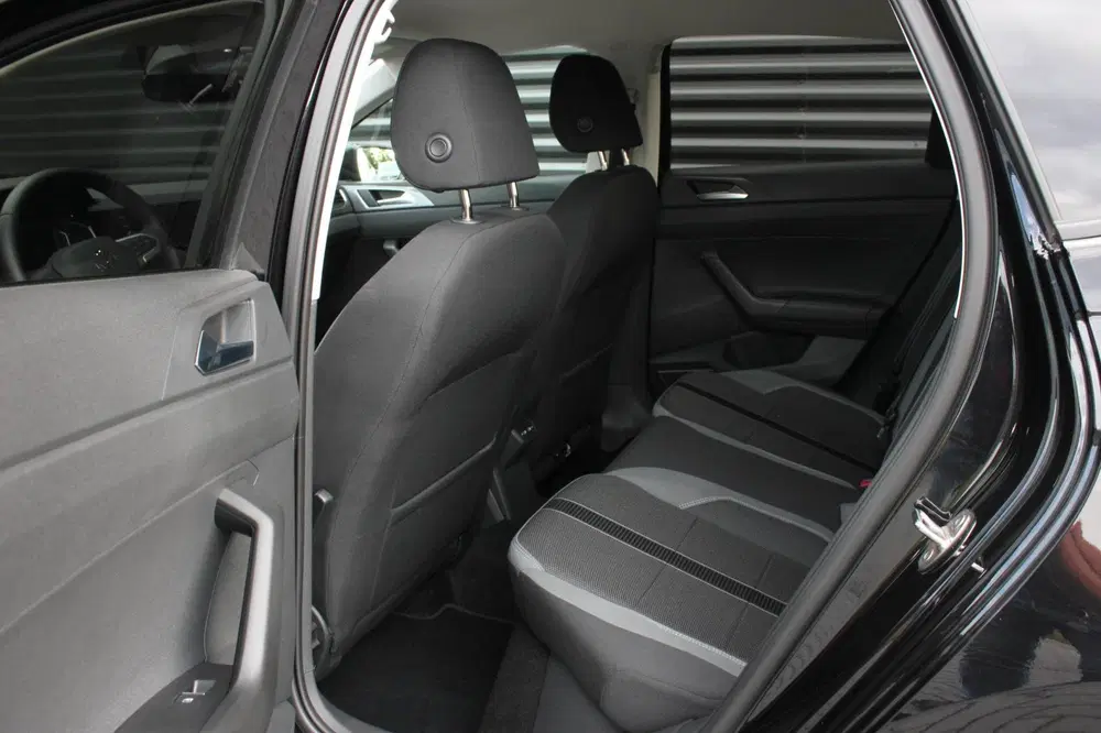 Volkswagen Polo 1.0 TSI 110PK DSG R-LINE uit 2023, foto 15