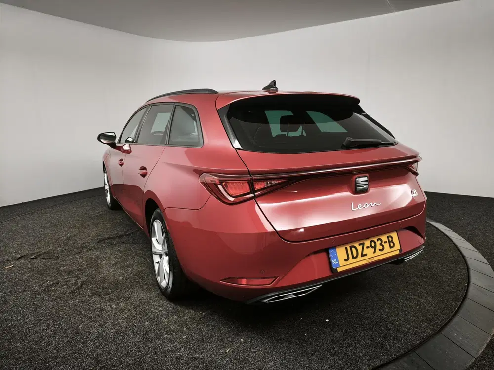 SEAT Leon 1.4 TSI eHybrid PHEV FR Business Inte uit 2021, foto 6