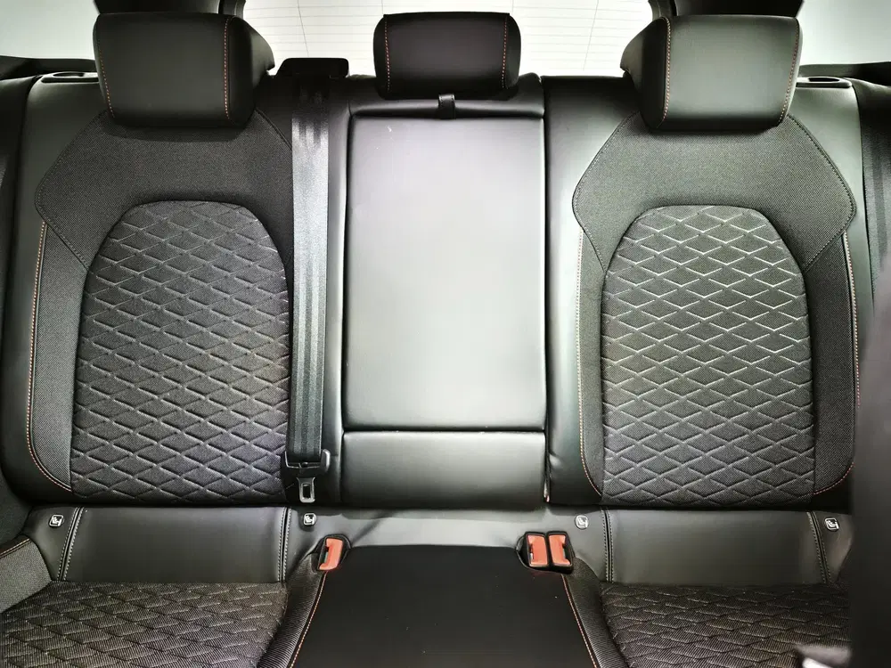 SEAT Leon 1.4 TSI eHybrid PHEV FR Business Inte uit 2021, foto 8