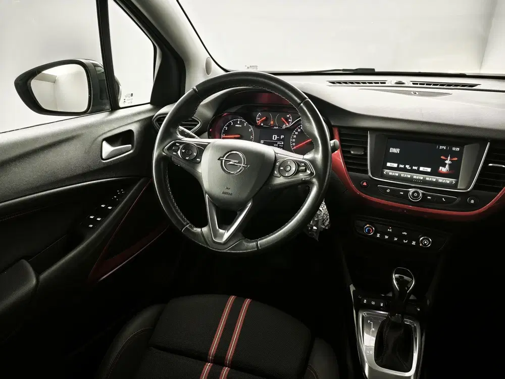 Opel Crossland 1.2 Turbo GS Line uit 2021, foto 10