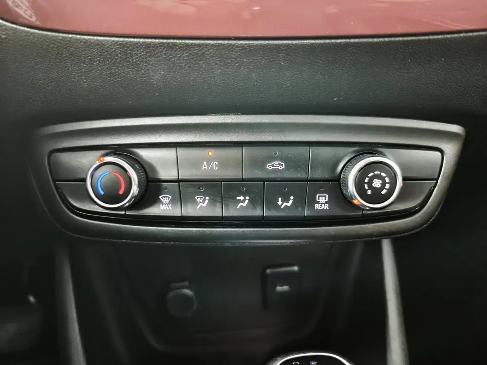 Opel Crossland 1.2 Turbo GS Line uit 2021, foto 11