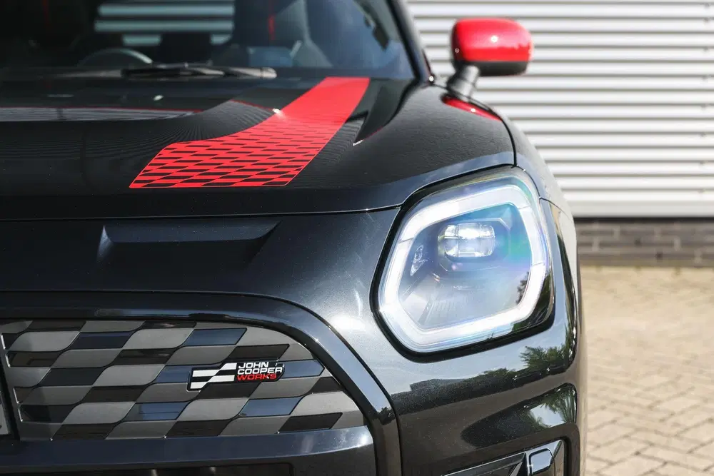 Mini Countryman E JCW uit 2024, foto 8