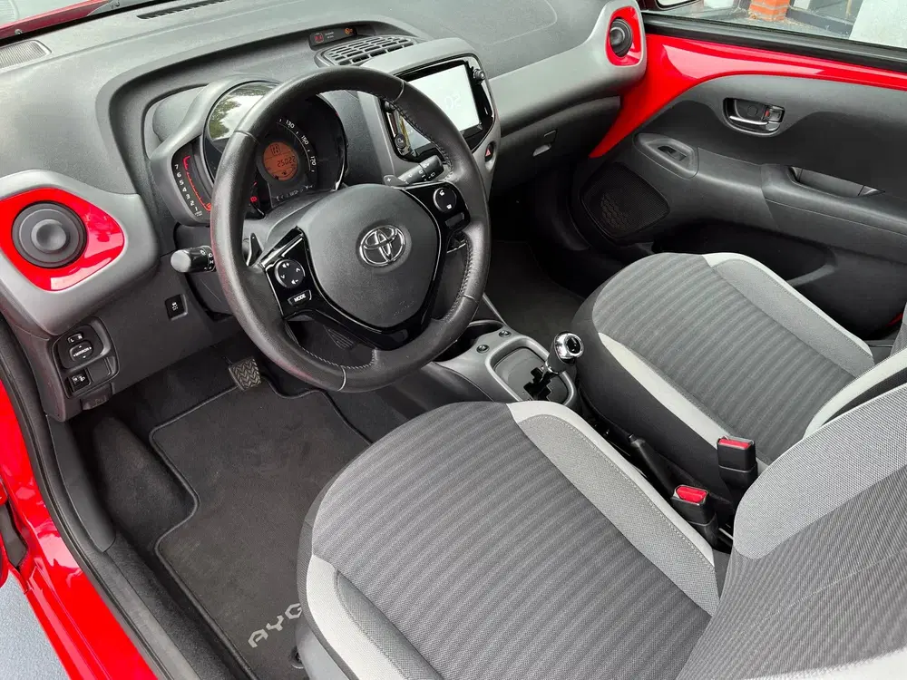 Toyota Aygo 1.0 VVT-i x-cite AUTOMAAT LMV AIRCO uit 2019, foto 11