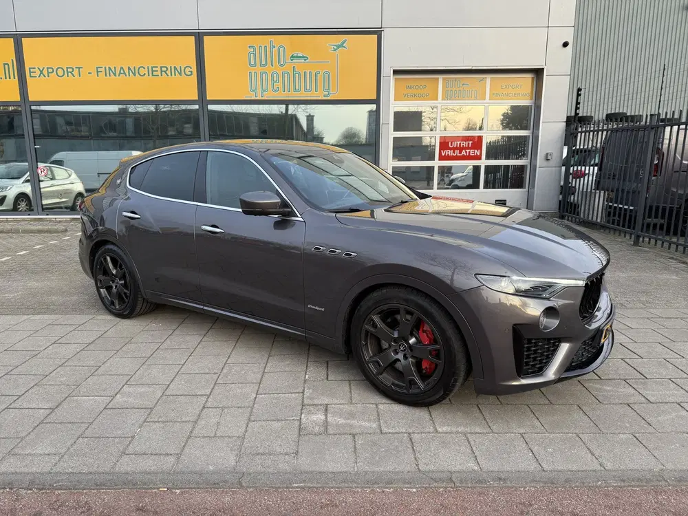 Maserati Levante 3.0 V6 D AWD GranSport Automaat * Facelift uit 2021, foto 2
