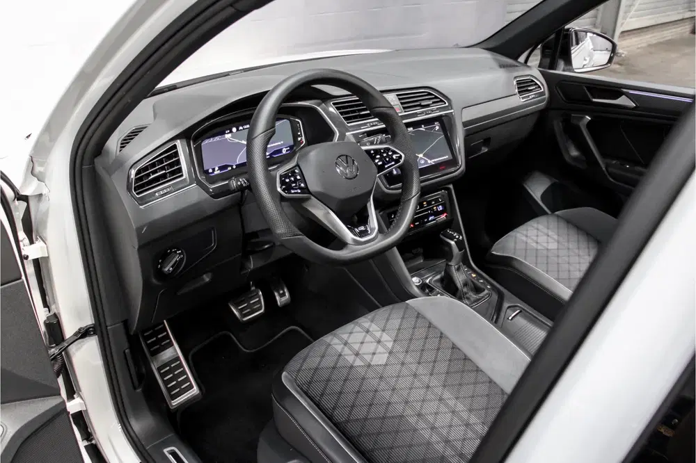 Volkswagen Tiguan 1.4 TSI eHybrid R-Line Black Style uit 2022, foto 7