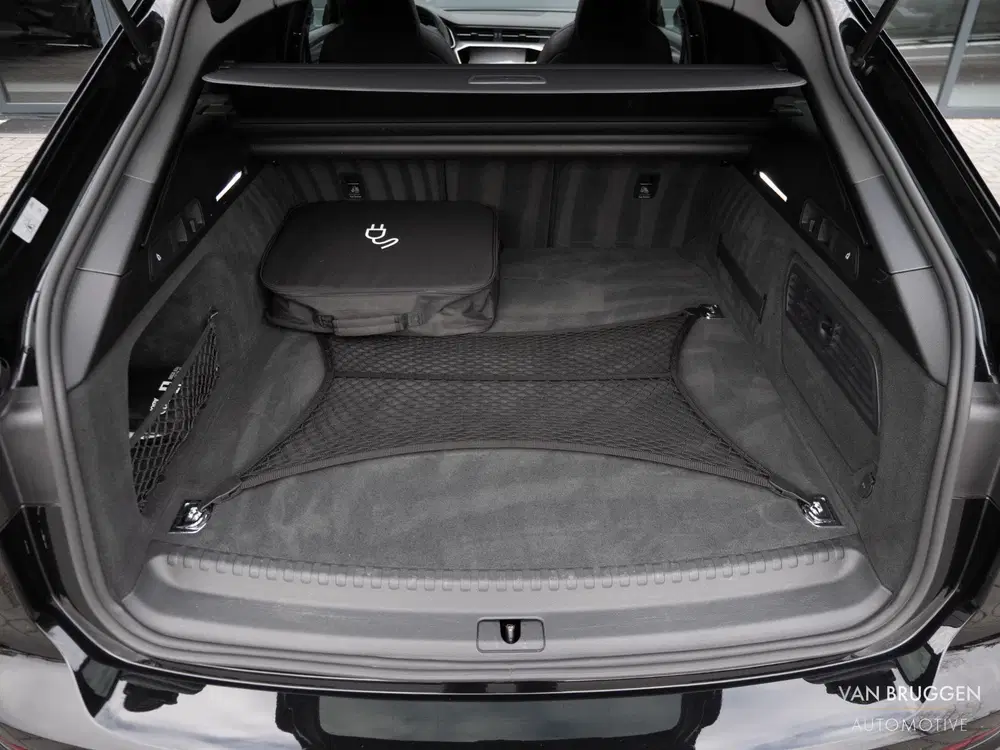 Audi A6 55 TFSI e quattro S-Line Pano RS-Stoelen 3 uit 2022, foto 9