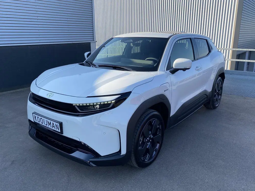 Toyota Urban Cruiser Executive 61 kWh Nieuw uit voorraad le uit 2026, foto 3