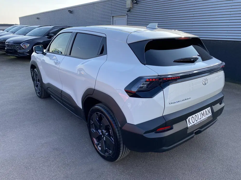 Toyota Urban Cruiser Executive 61 kWh Nieuw uit voorraad le uit 2026, foto 5