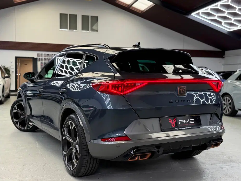 Cupra Formentor 1.4 e-Hybrid VZ Performance Panorama uit 2022, foto 2