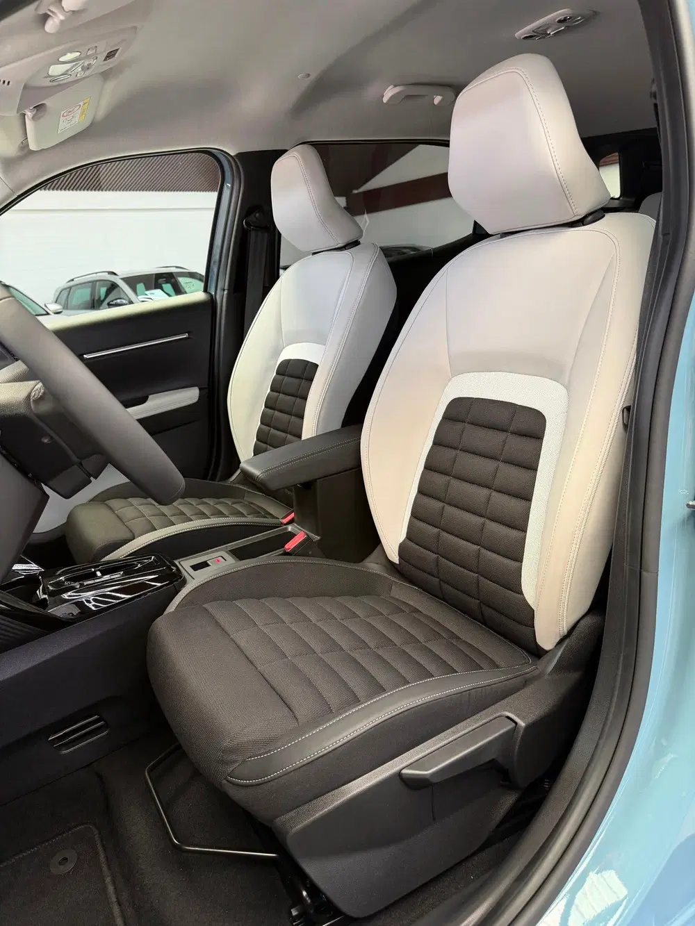 Citroën C3 Aircross Citroen C3 Aircross 1.2 Hybrid 145pk Max 7 uit 2025, foto 4