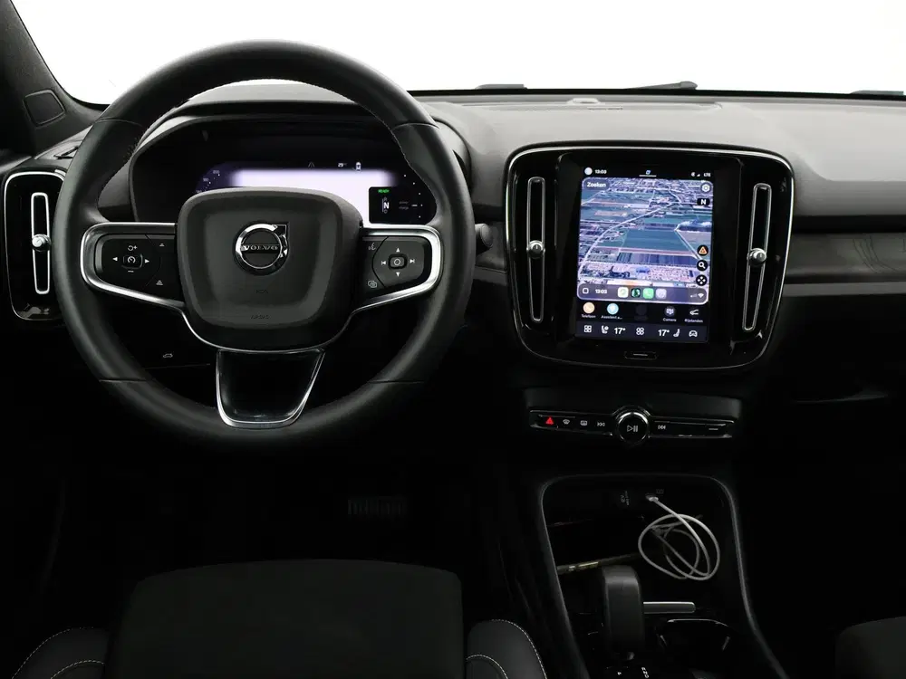 Volvo C40 RECHARGE ULTIMATE 69 kWh + 20 INCH uit 2022, foto 3