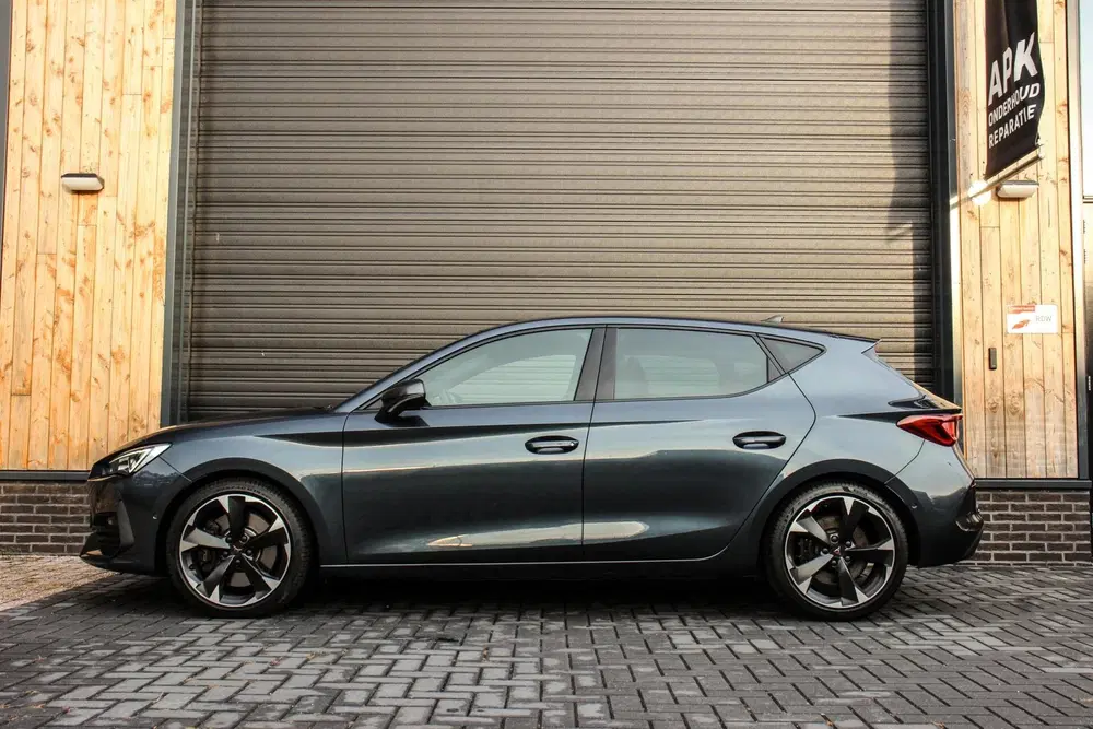 Cupra Leon 2.0eTSI Business Edition Trekhaak uit 2023, foto 2