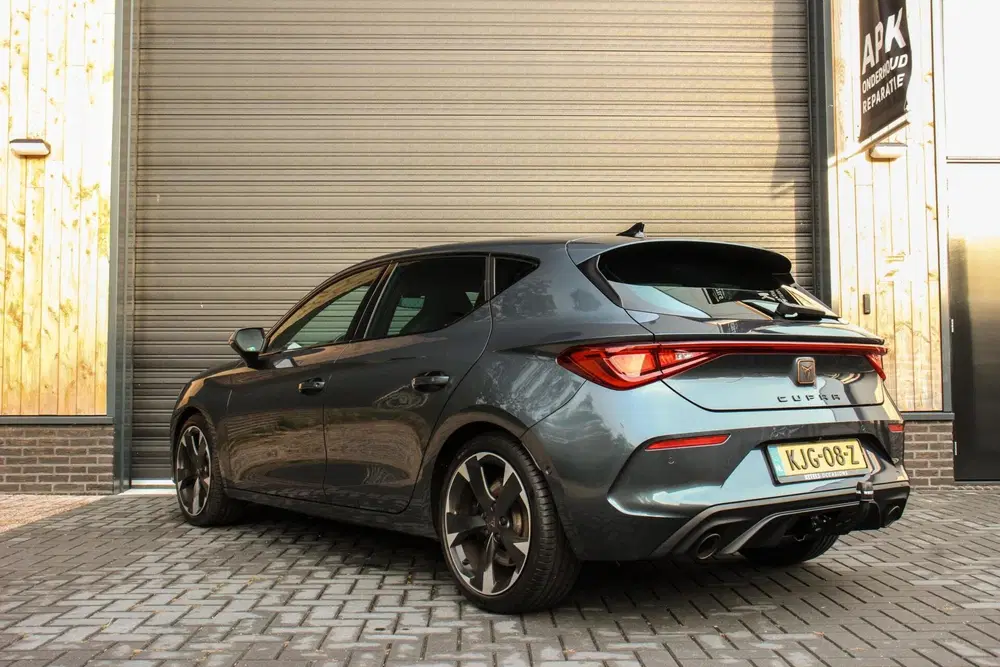 Cupra Leon 2.0eTSI Business Edition Trekhaak uit 2023, foto 3