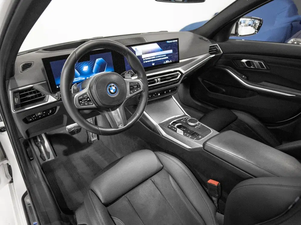 BMW 3-serie 320e Facelift M-Pakket ACC Cam uit 2022, foto 3
