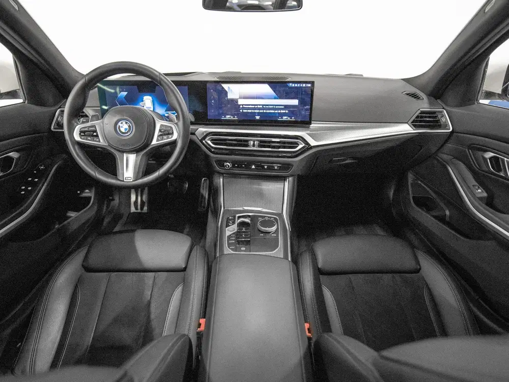 BMW 3-serie 320e Facelift M-Pakket ACC Cam uit 2022, foto 4
