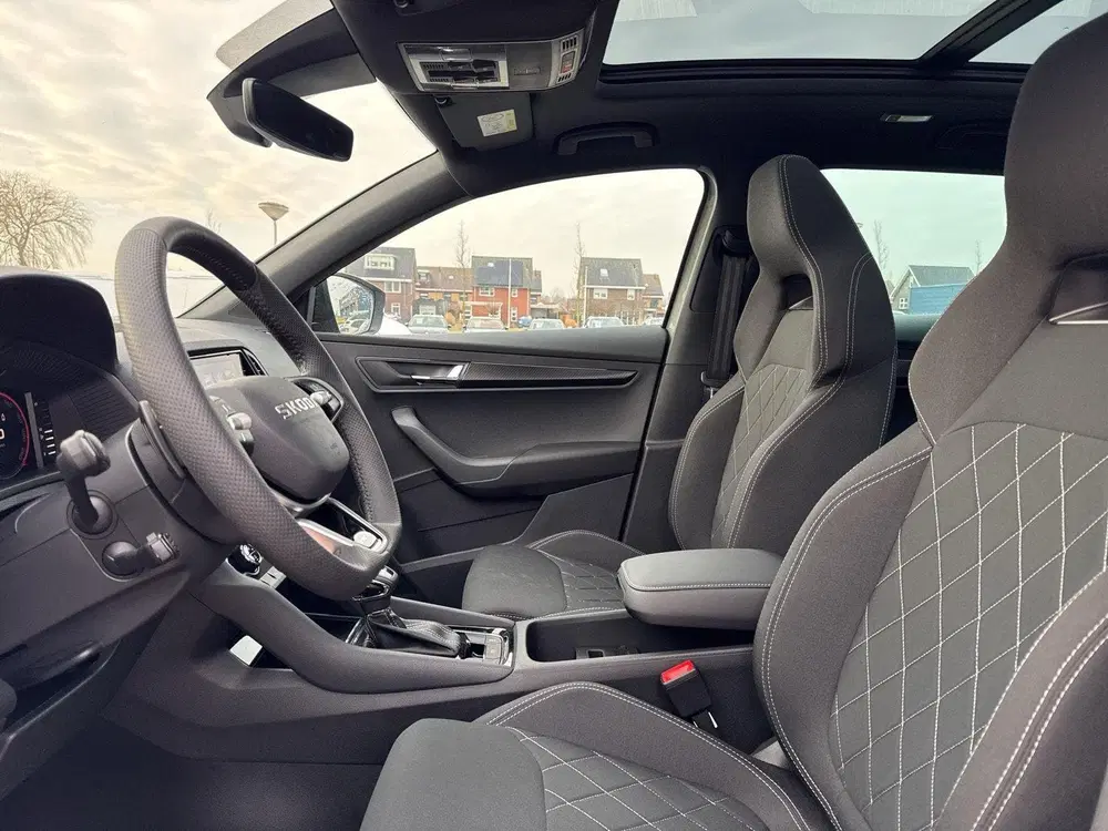 Skoda Karoq 1.5 TSI ACT Sportline Business uit 2026, foto 10