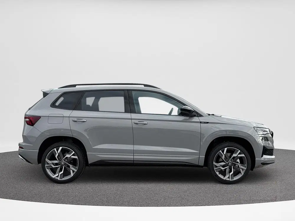 Skoda Karoq 1.5 TSI ACT Sportline Business uit 2026, foto 4