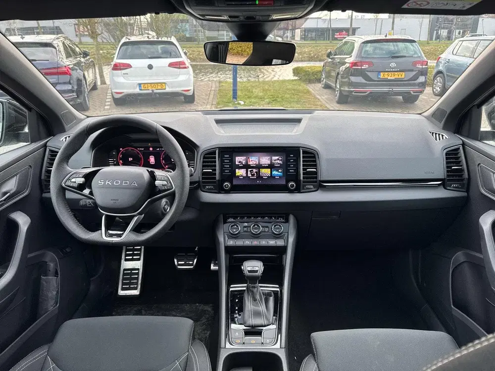 Skoda Karoq 1.5 TSI ACT Sportline Business uit 2026, foto 7