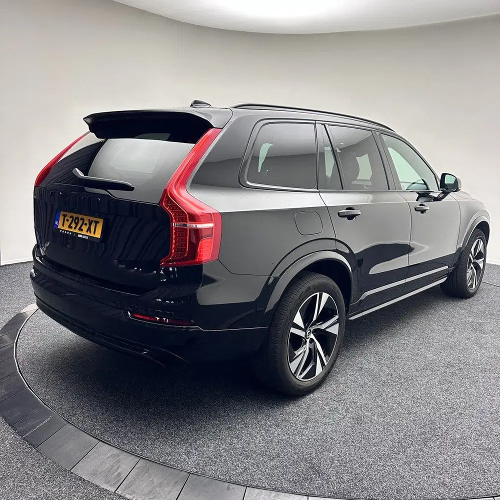 Volvo XC90 T8 Recharge R-Design Black Edition uit 2021, foto 14