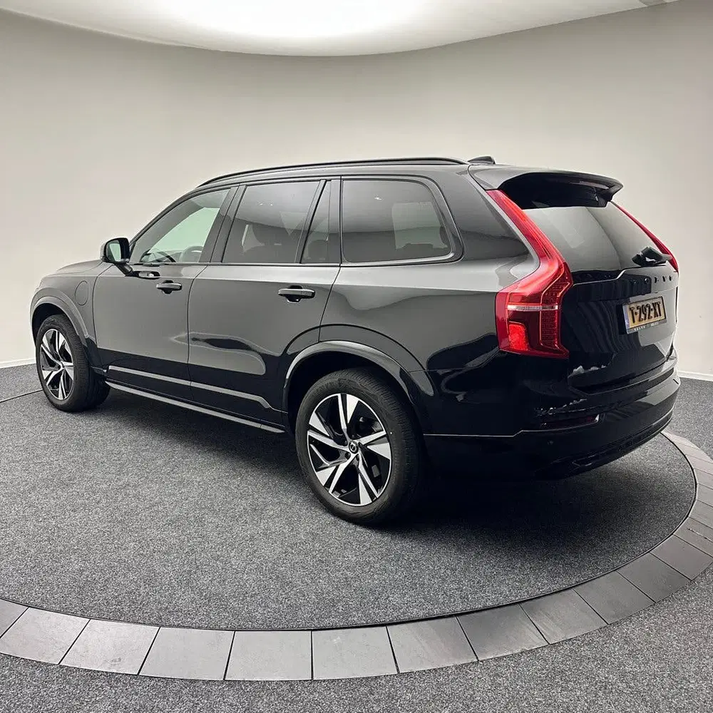 Volvo XC90 T8 Recharge R-Design Black Edition uit 2021, foto 15