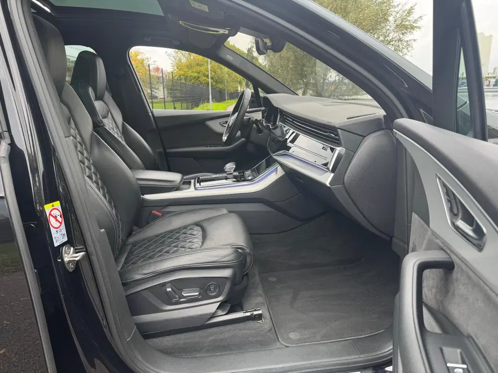 Audi Q7 55 TFSI quattro RS zetels Black Optic Pano uit 2020, foto 12