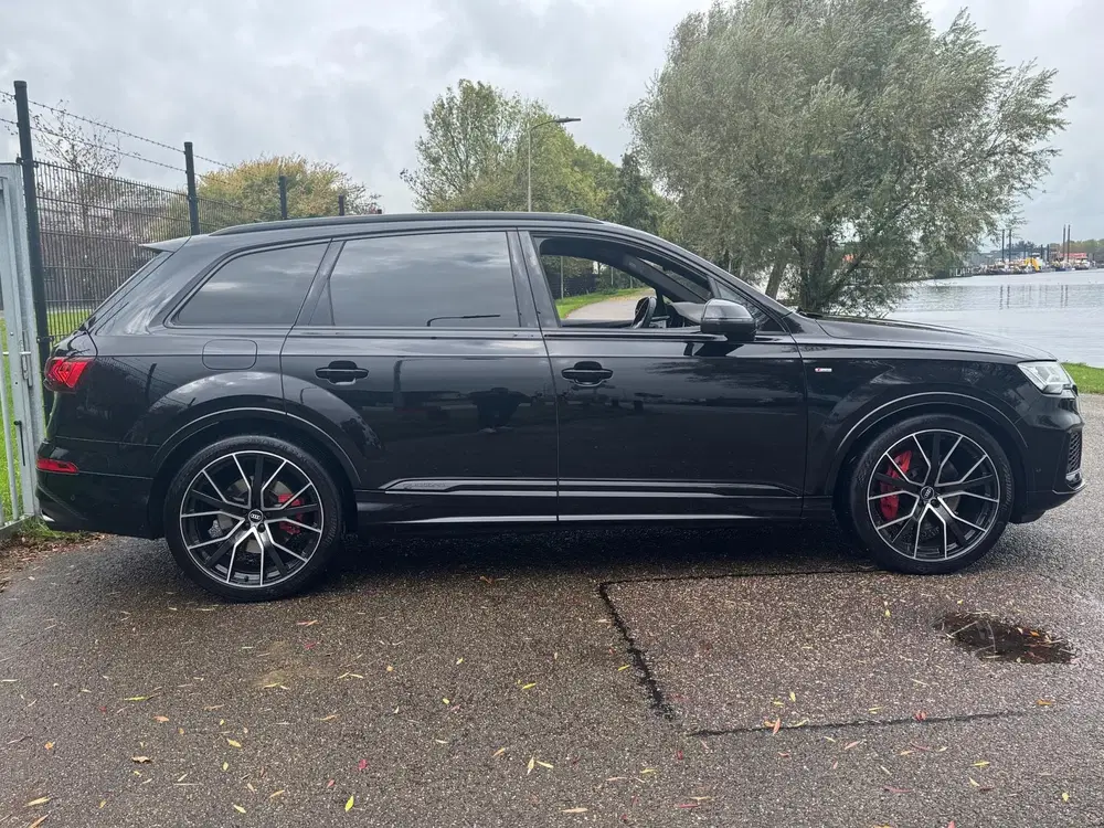Audi Q7 55 TFSI quattro RS zetels Black Optic Pano uit 2020, foto 7