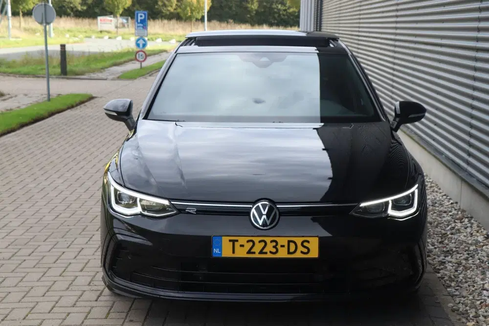 Volkswagen Golf 1.5 eTSI R-Line uit 2020, foto 6
