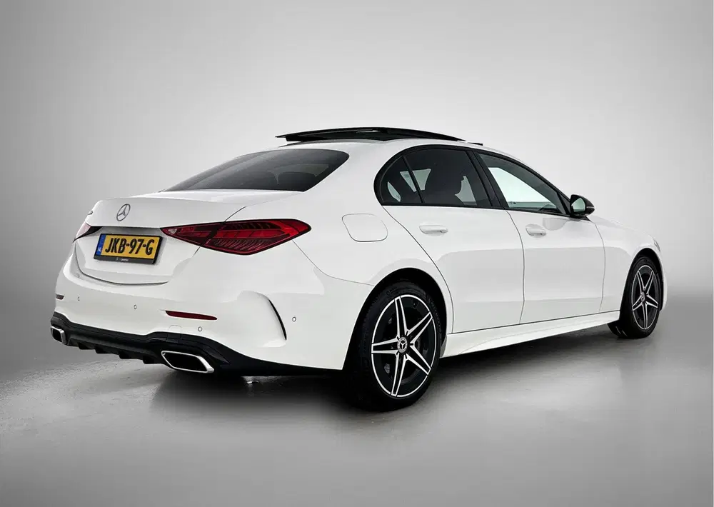 Mercedes-Benz C-Klasse 300 e Business Solution AMG AMG Line uit 2025, foto 2