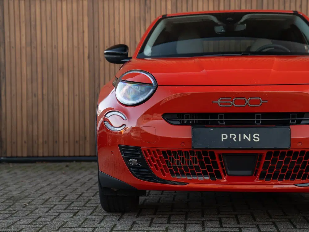 Fiat 600 1.2 Hybrid La Prima 145pk uit 2024, foto 14