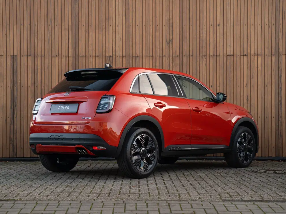 Fiat 600 1.2 Hybrid La Prima 145pk uit 2024, foto 6