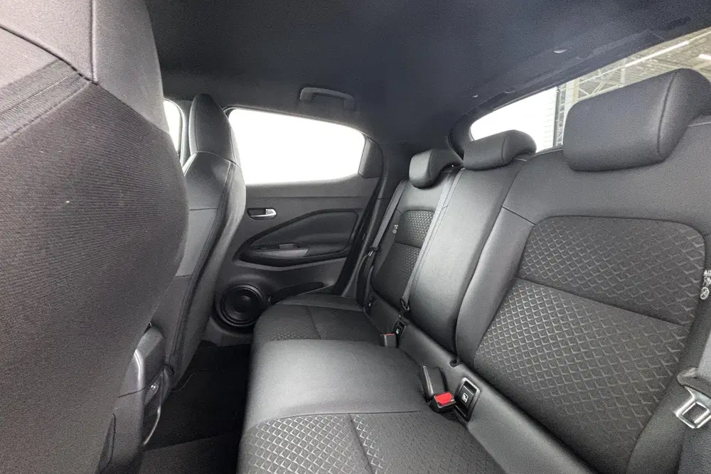 Nissan Juke 1.0 DIG-T N-Connecta uit 2024, foto 5