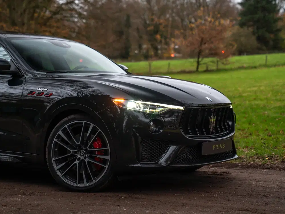 Maserati Levante 3.8 V8 Trofeo uit 2021, foto 13