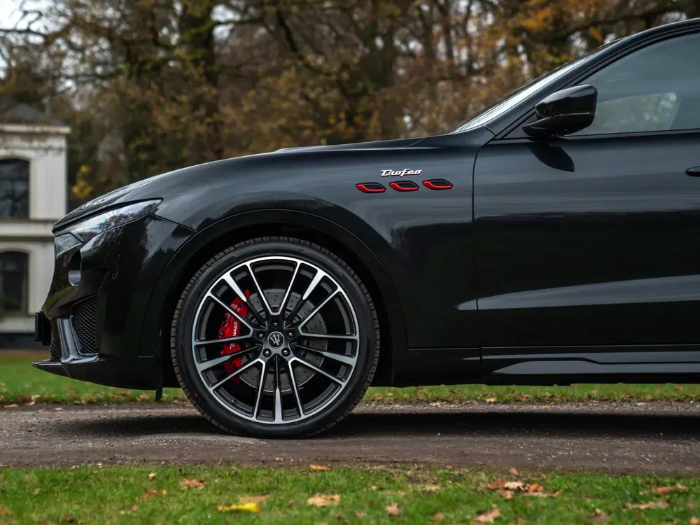 Maserati Levante 3.8 V8 Trofeo uit 2021, foto 4