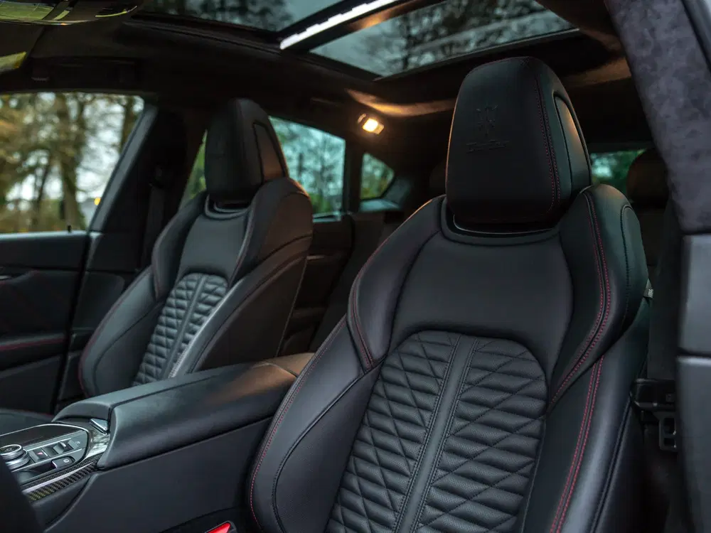 Maserati Levante 3.8 V8 Trofeo uit 2021, foto 8