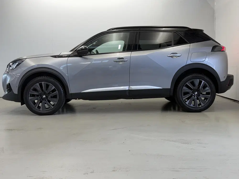 Peugeot 2008 1.2 PureTech GT Pack Automaat uit 2022, foto 3