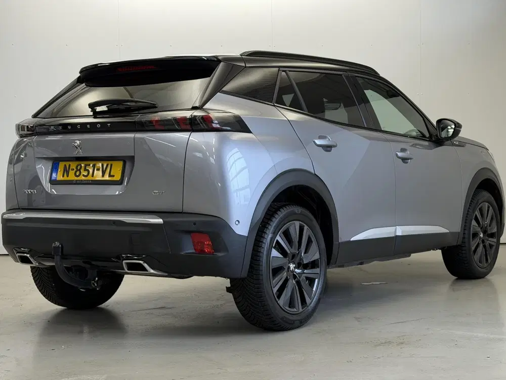 Peugeot 2008 1.2 PureTech GT Pack Automaat uit 2022, foto 5