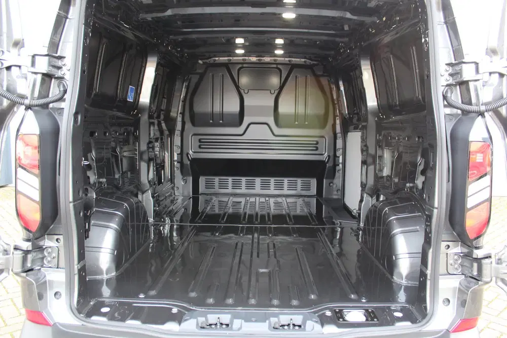 Ford Transit Custom 320 2.0-136pk TDCI L2H1 ´Trend´. Overt uit 2024, foto 10
