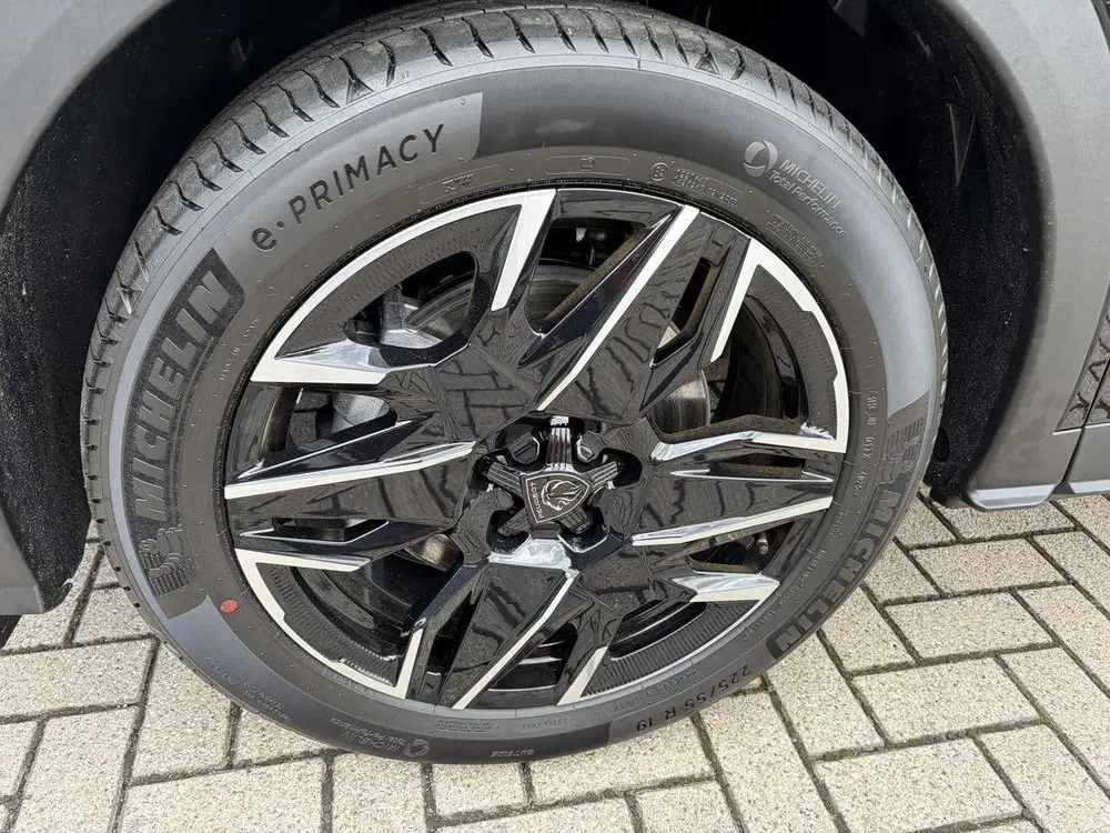 Peugeot 5008 1.2 Hybrid 145 GT Exclusive 7p uit 2026, foto 15