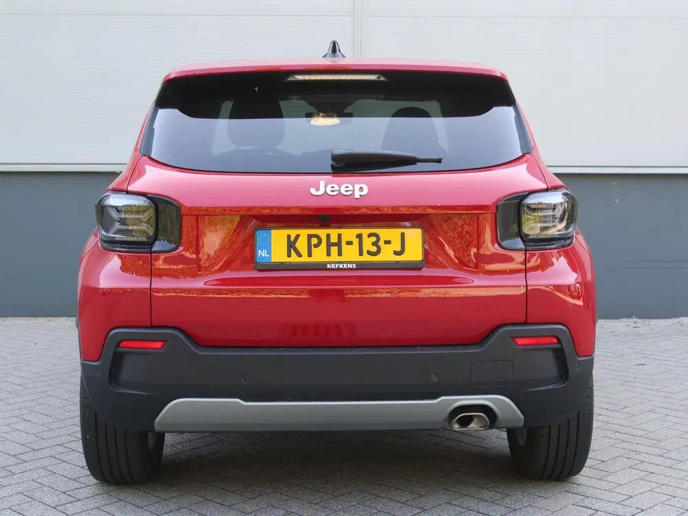 Jeep Avenger 1.2 e-Hybrid Summit uit 2025, foto 7