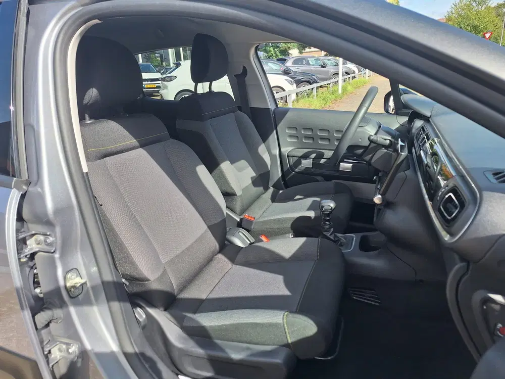 Citroën C3 1.2 PureTech Shine (bj 2023) uit 2023, foto 12