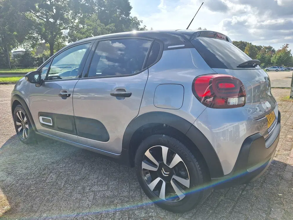 Citroën C3 1.2 PureTech Shine (bj 2023) uit 2023, foto 3