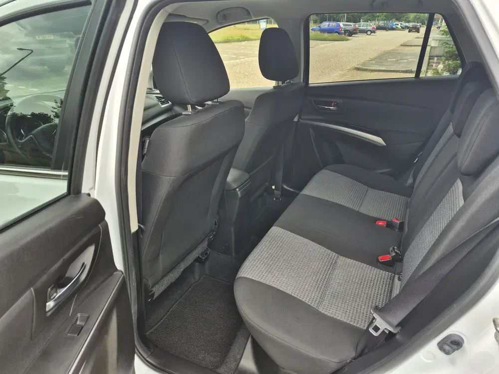 Suzuki S-Cross 1.5 Hybrid Select (bj 2023 uit 2023, foto 11