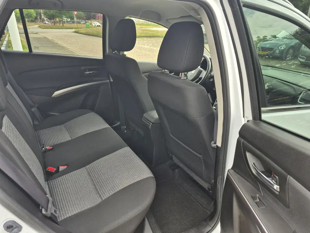 Suzuki S-Cross 1.5 Hybrid Select (bj 2023 uit 2023, foto 14