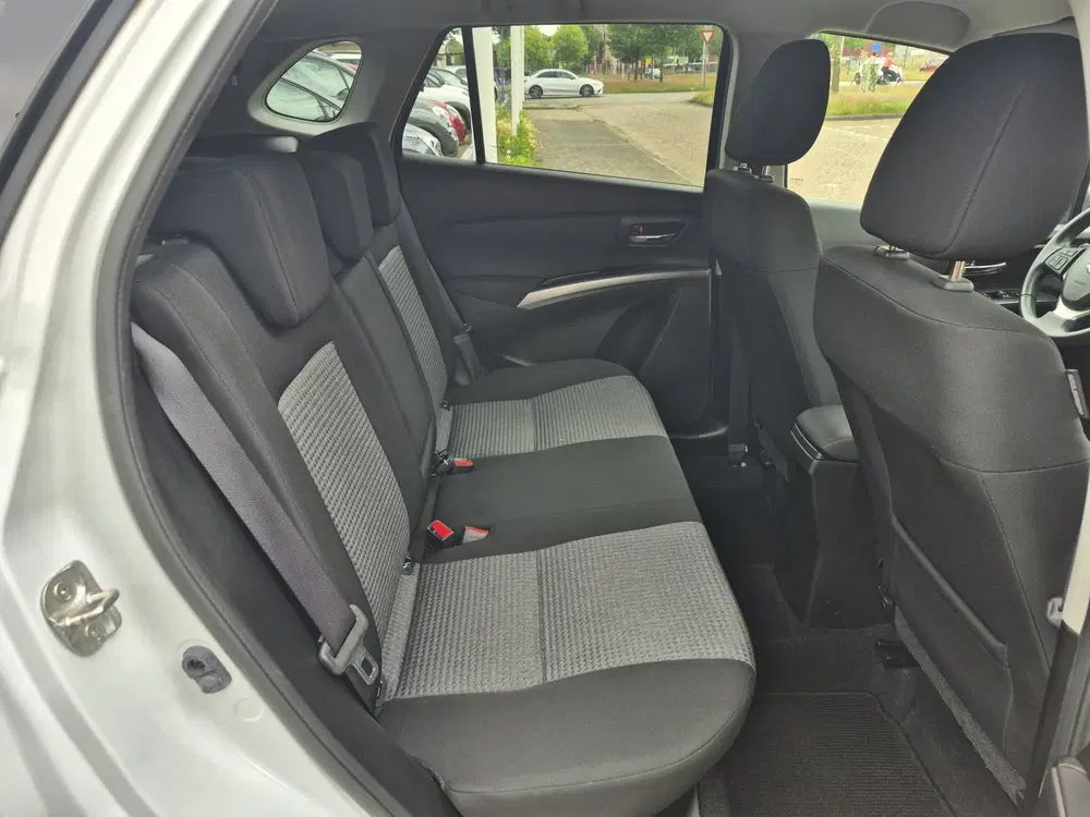 Suzuki S-Cross 1.5 Hybrid Select (bj 2023 uit 2023, foto 15