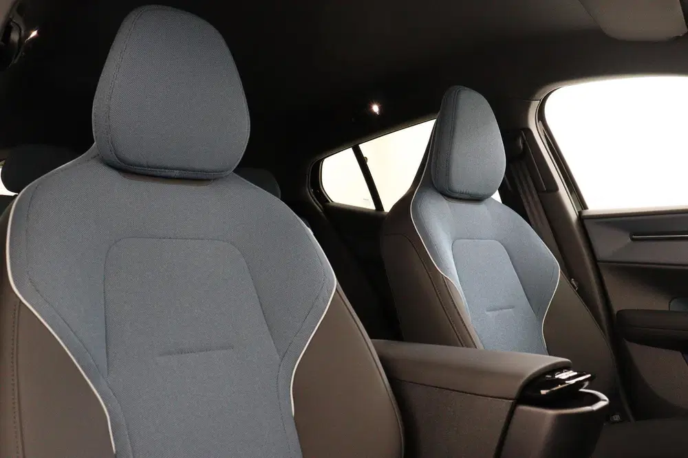 Volvo EX30 P5 PLUS 51 kWh -HARMAN uit 2026, foto 10
