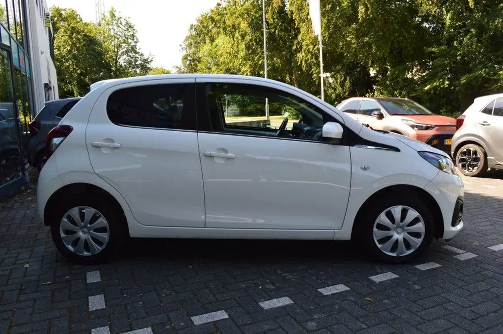 Peugeot 108 1.0 e-VTi Active uit 2021, foto 5