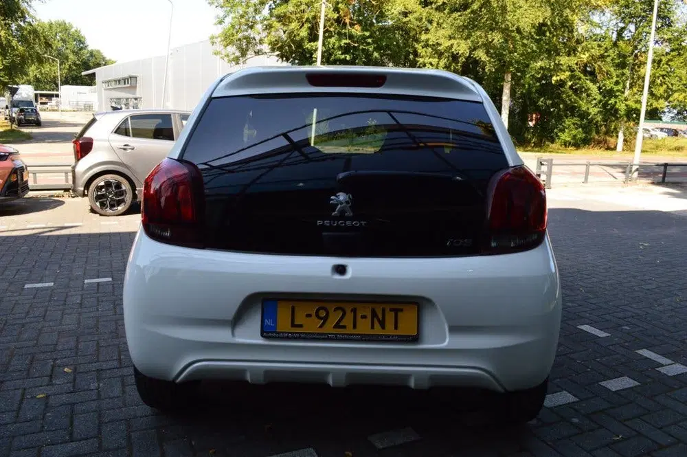 Peugeot 108 1.0 e-VTi Active uit 2021, foto 6